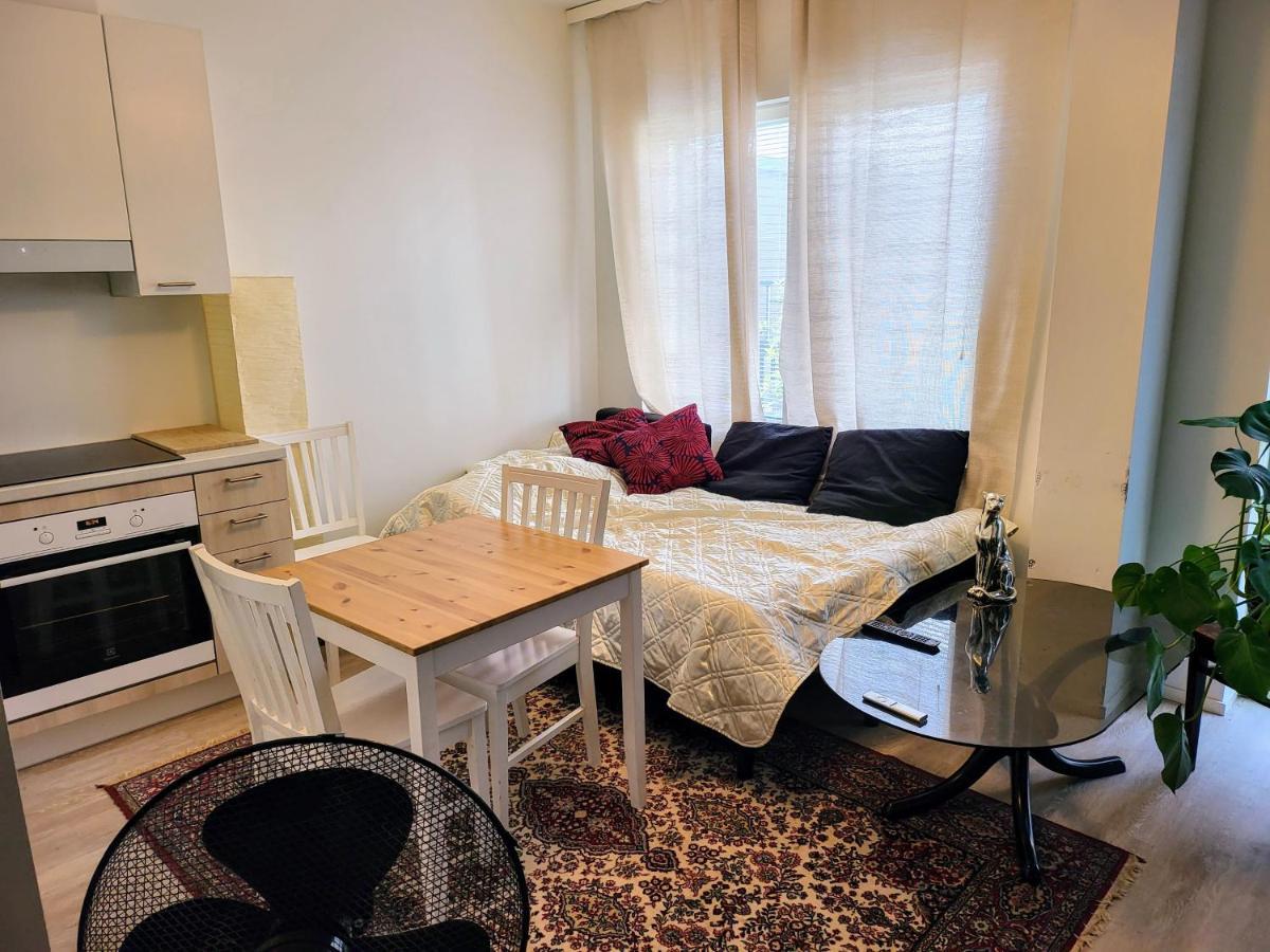 Apartment Near The Harbour Турку Екстериор снимка