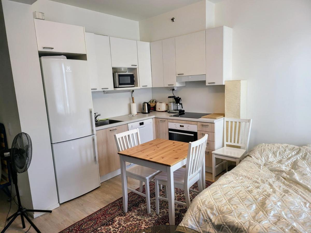 Apartment Near The Harbour Турку Екстериор снимка